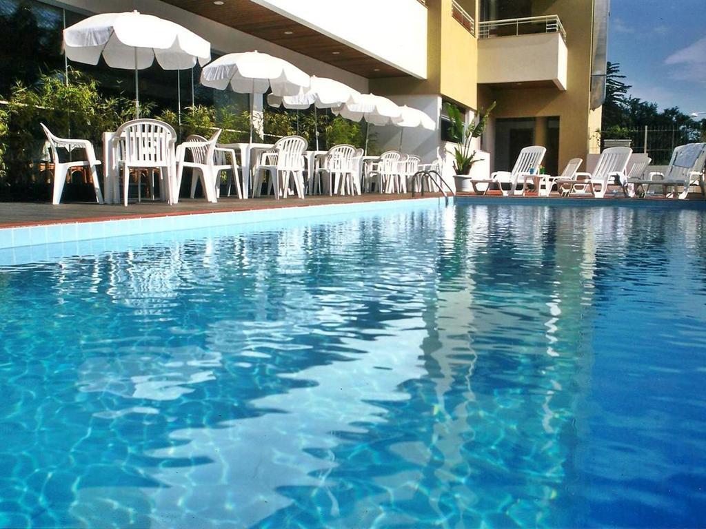 Apart Hotel Parador Da Cachoeira ฟลอเรียนอโปลิส ภายนอก รูปภาพ