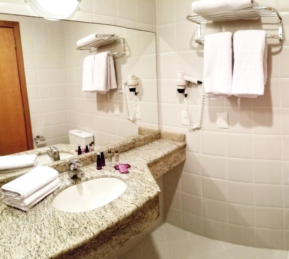 Apart Hotel Parador Da Cachoeira ฟลอเรียนอโปลิส ภายนอก รูปภาพ