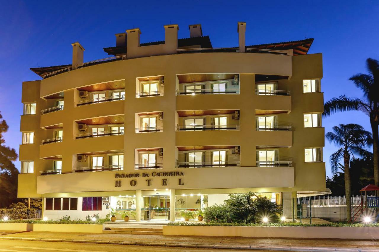 Apart Hotel Parador Da Cachoeira ฟลอเรียนอโปลิส ภายนอก รูปภาพ